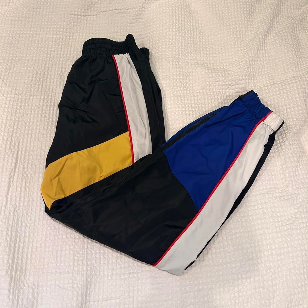 RETRO PARACHUTE PANTS